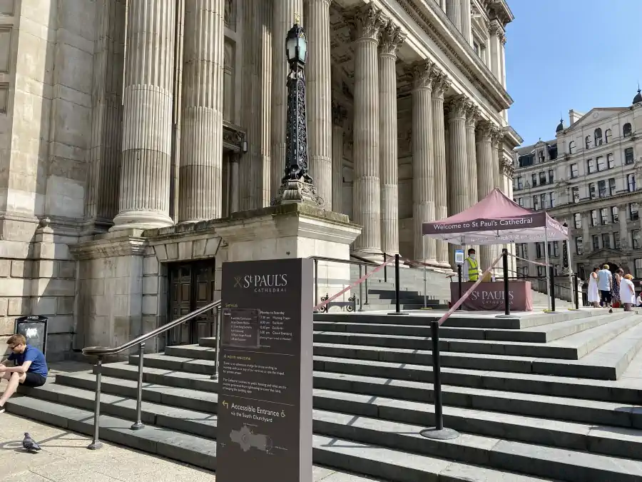 St Paul's Cathedral entrance no queue 22nd July 2021  (Copyright UK Entry)