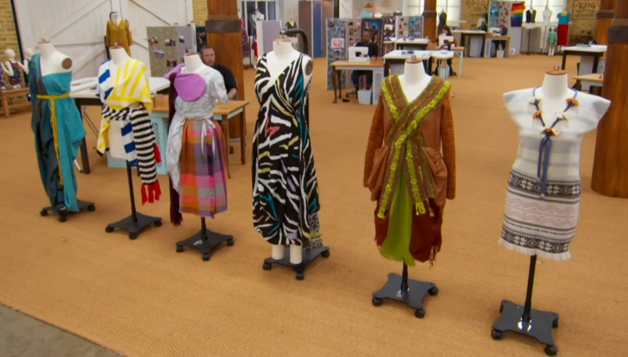 Mannequins dressed with women's garments formed from old scarves