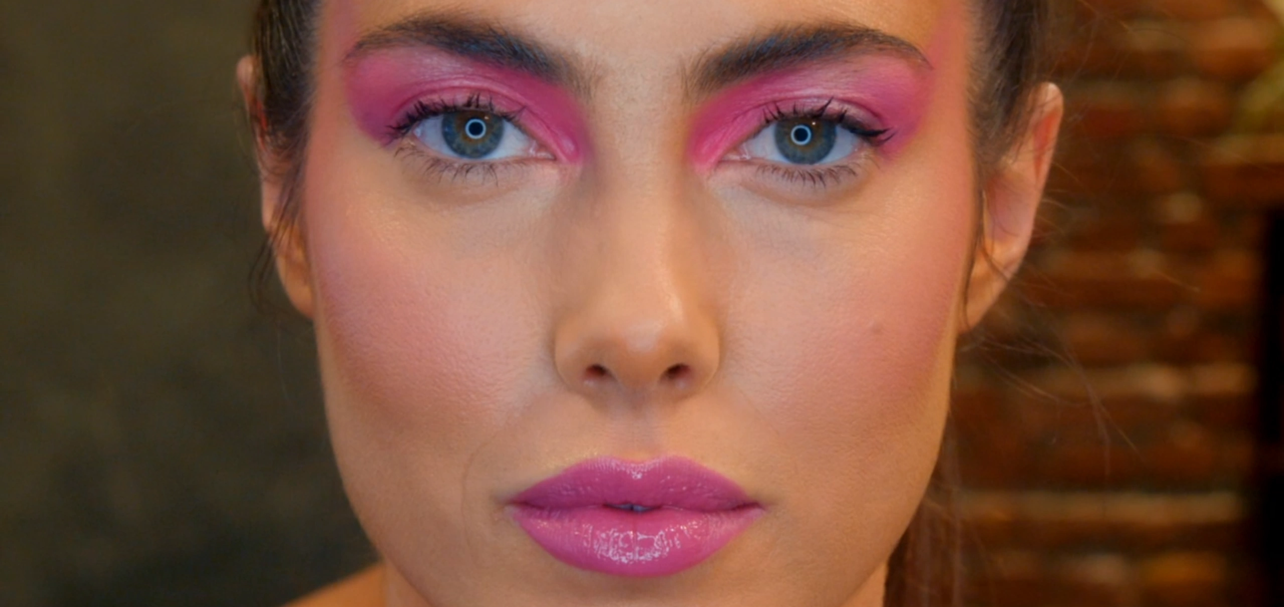 Full Beat make-up look in Pink